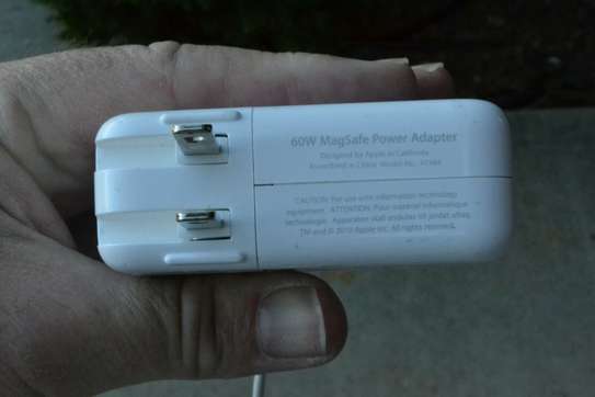 Original Apple 60W MagSafe Power Adapter image 2