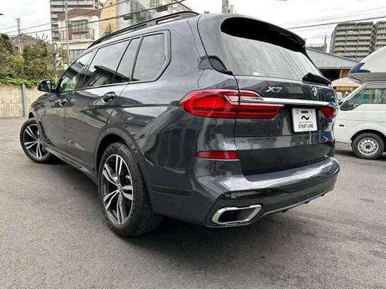BMW X7 2020 model image 1