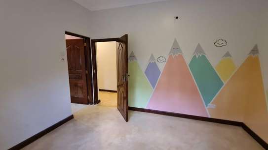 Classic 3 bedroom all ensuite +2 br guestwing for sale image 13