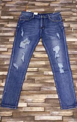 Slim fit Men's Skinny Designers Jeans
30 to 40
Ksh.1500 image 1