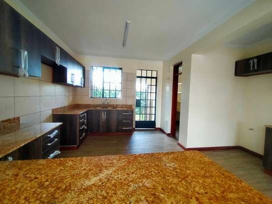 4 Bed House with En Suite in Thika Road image 4
