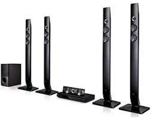 NEW LHD70C LG HOME THEATRE SOUND SYSTEM image 1