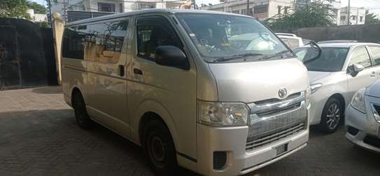 TOYOTA HIACE AUTOMATIC DIESEL  2016 image 1