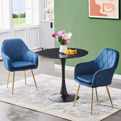 Modern Black Round Dining Table – Seats 4 to 6 People image 4