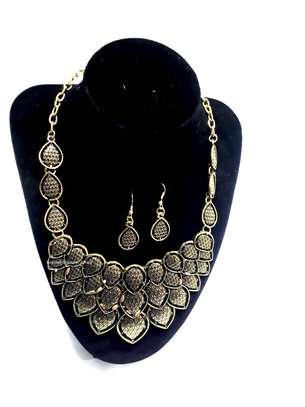 Womens Gold Plated Jewelry Set image 1