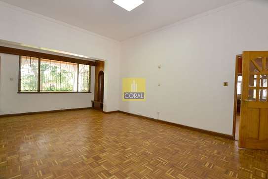 5900 ft² office for rent in Kitisuru image 17