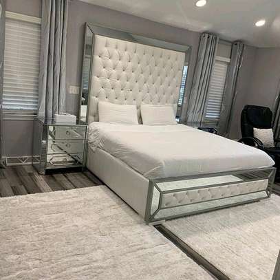 6*6 deep tufted, mirrored bed image 1