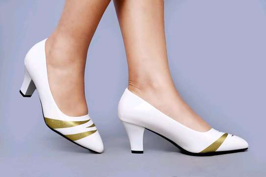 Fancy heels.for ladies image 2