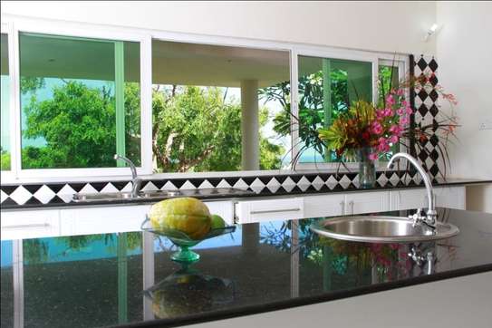 5 Bed Villa with En Suite in Vipingo image 8