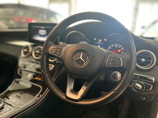 Mercedes Benz C200 2016 image 9