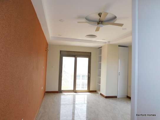 2 Bed Apartment with En Suite in Nyali Area image 16