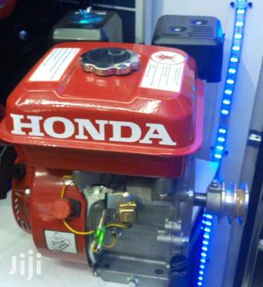 Honda Engine Motor 7.5hp image 1