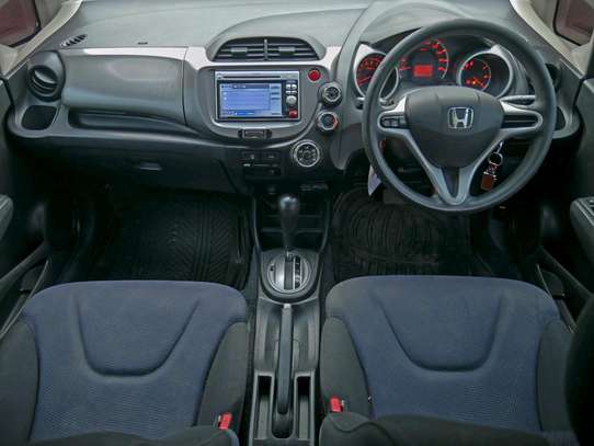 Honda Fit 2011 image 6