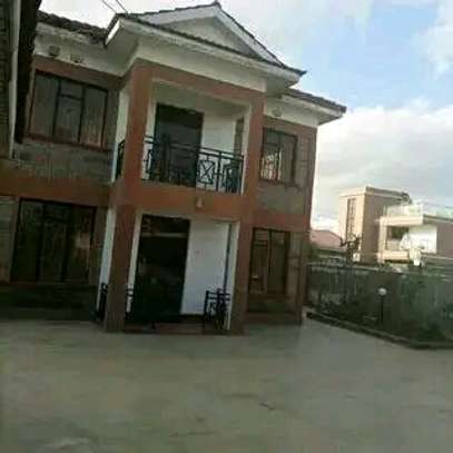 A modern 4 Bedroom maisonette in syokimau image 2