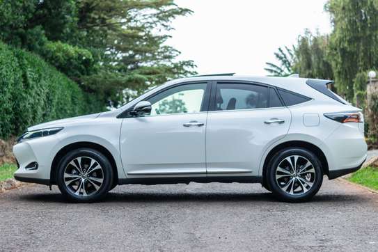 2015 Toyota Harrier White Limited image 7