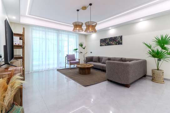3 Bed Apartment with En Suite in Kilimani image 2