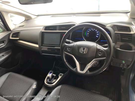 Honda Fit  hybrid blue 2018 4wd image 6