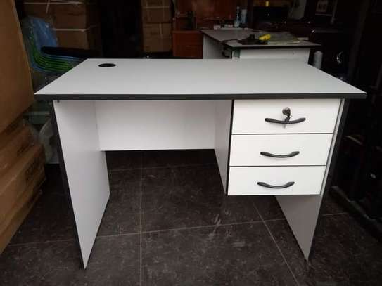 Best quality, strong and durable office desks image 2