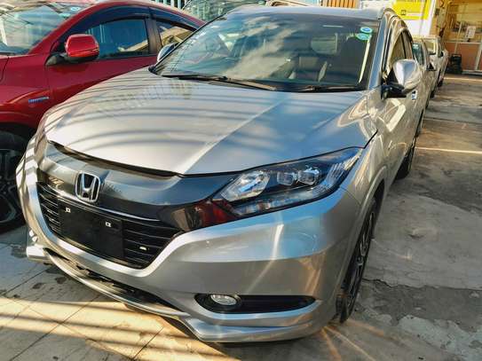 Honda vezel hybrid  silver 2016 s image 8