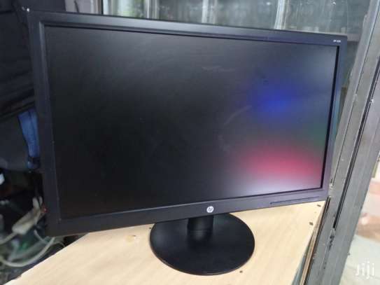 22 Inches HP Monitor (WIDE). image 2