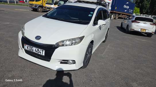 TOyota wish 2018 image 1