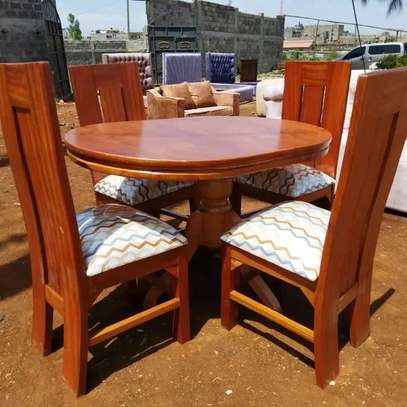 4 seater ready dinings.. image 1