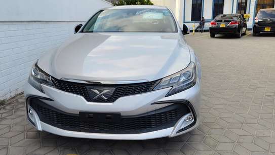 Toyota Mark X 2018 silver GR image 1
