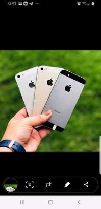 iPhone 5s 16Gb Storage image 2