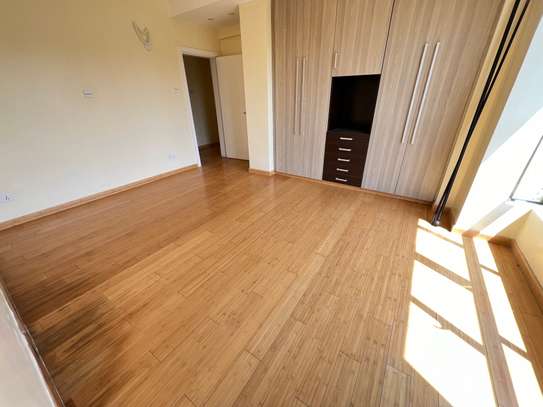 4 Bed Apartment with En Suite in Kileleshwa image 13