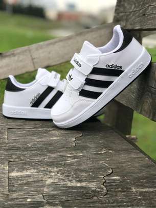 Adidas kids sneakers 

Sizes 31_35 image 2