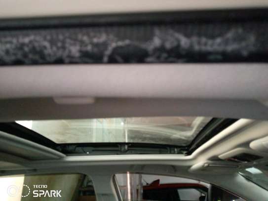 Subaru Forester 2016 model with sunroof image 4