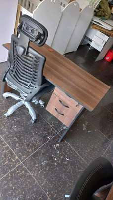 Desk 1.2m  + High back Headrest chair image 8