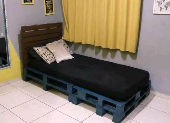 4by6 Simple Beautiful Pallet Bed image 1