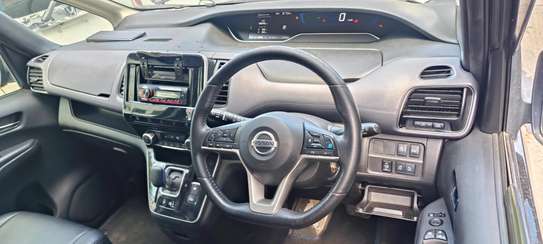 Nissan Serena E-power 2018 image 11