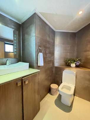 Serviced 2 Bed Apartment with En Suite in Kilimani image 30