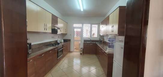 Serviced 2 Bed Apartment with En Suite at Westlands image 2