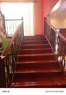 5 Bed House with En Suite at Runda image 4