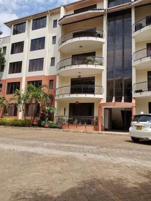 3 Bed Apartment with En Suite at Kingara Rd image 10