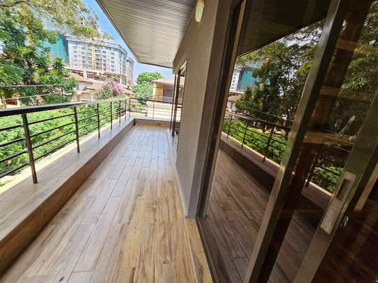 5 Bed Townhouse with En Suite in Lavington image 6