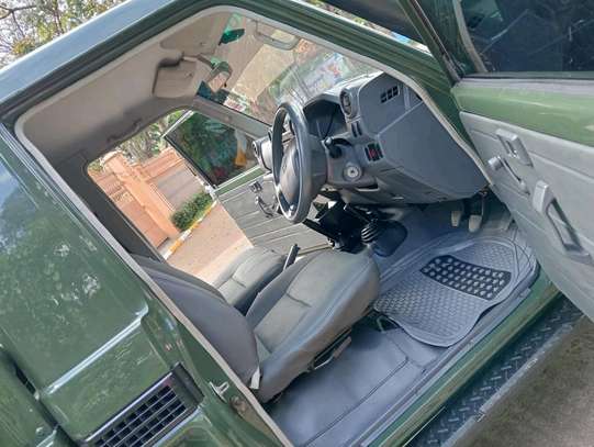 Toyota j79 image 3