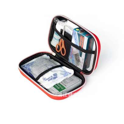 first aid kit (small) image 1