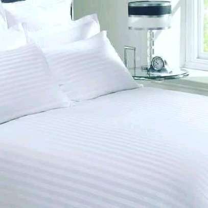 6 Piece White Stripped Bedsheet Sets image 2