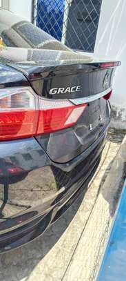 Honda Grace hybrid Black 2018 image 8