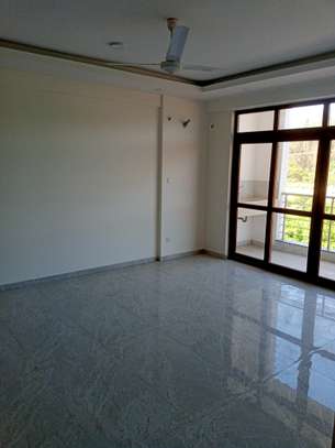 Serviced 2 Bed Apartment with En Suite at Nyali image 12