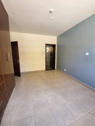 3 Bed Apartment with En Suite in Athi River image 4