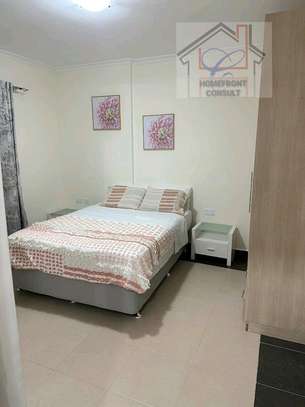Lavishly furnished 2bedroomed apartment image 2