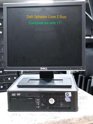 Complete desktop computer image 4