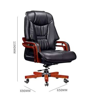 Office seats: Director`s office chair with headrest image 1