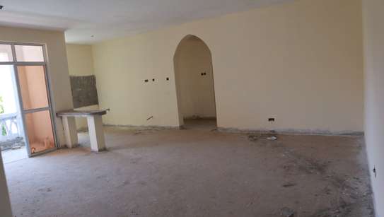 2 Bed Apartment with En Suite in Mtwapa image 11