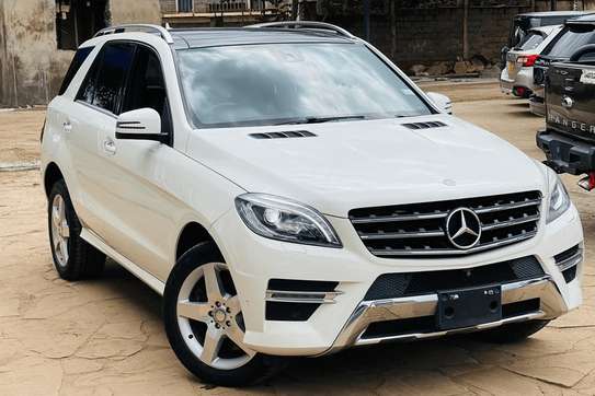 Mercedes Benz ML350 AMG Line 4MATIC Year 2015 image 1
